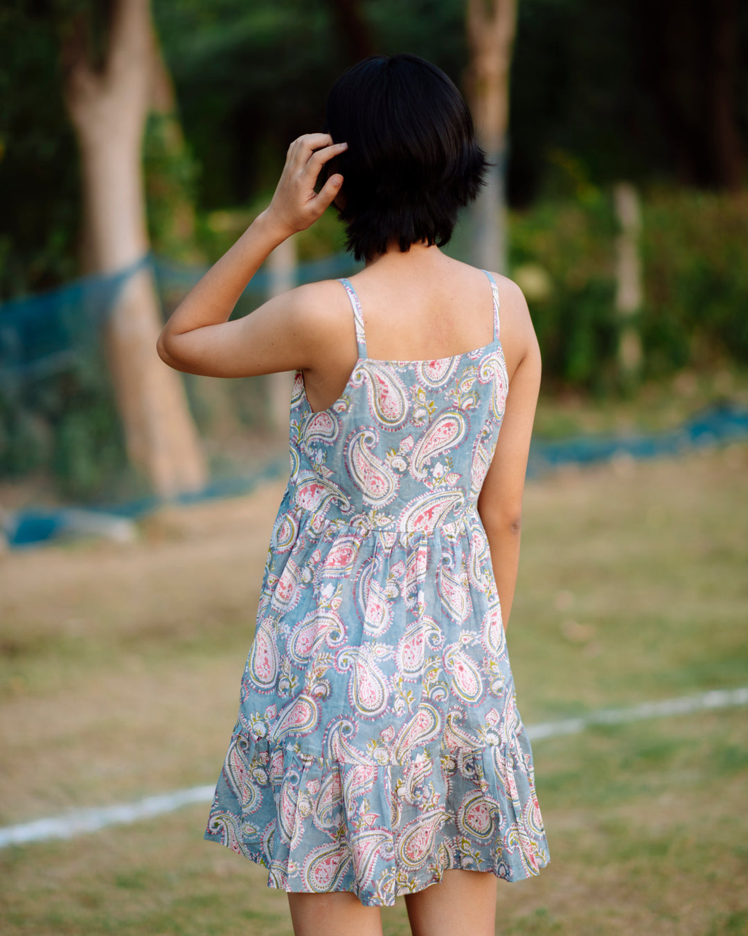 GREY PAISLEY RAPID SHORT DRESS