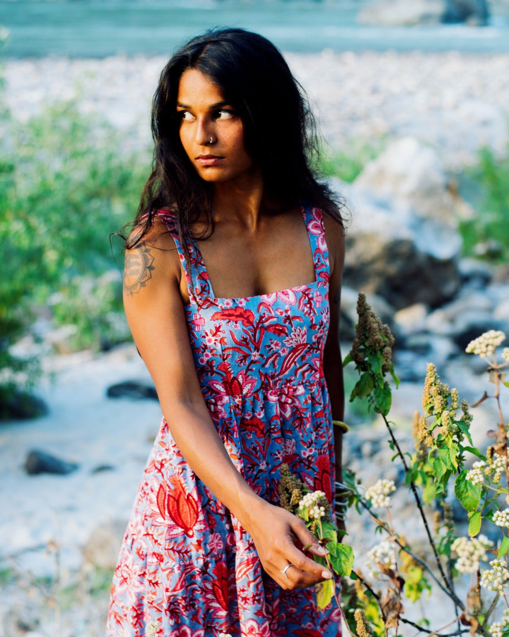 BLUE TROPICAL RAPID MAXI DRESS