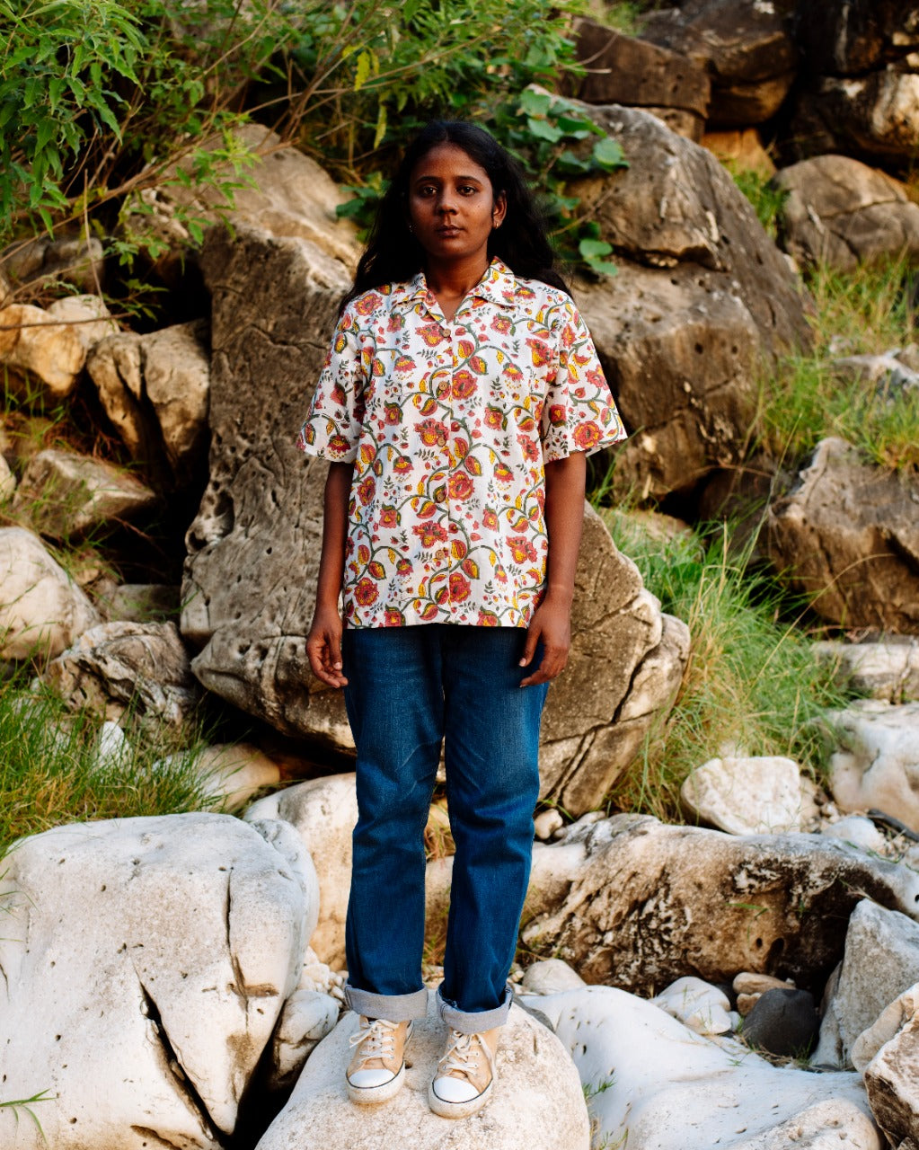 WHITE FLORAL RAPID SHIRT