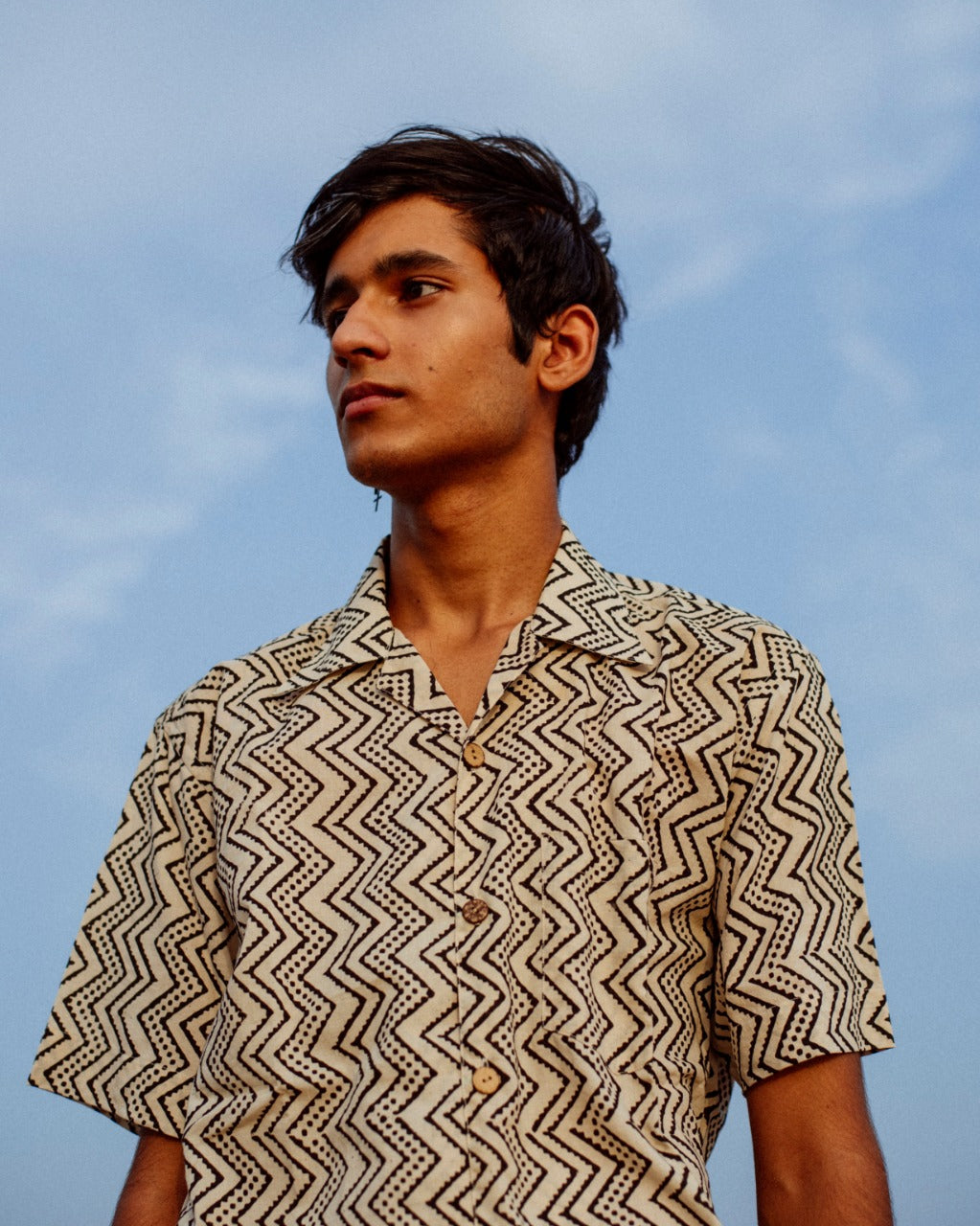 CREAM ZIG ZAG BAGRU SHIRT