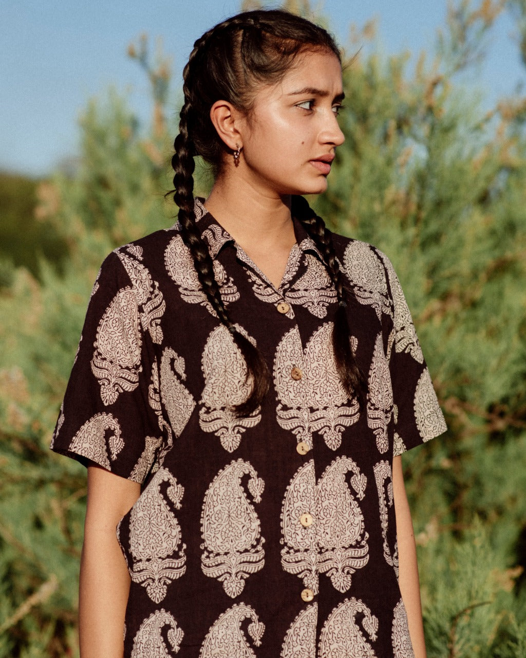 BLACK AND WHITE MUGHAL BAGH SHIRT