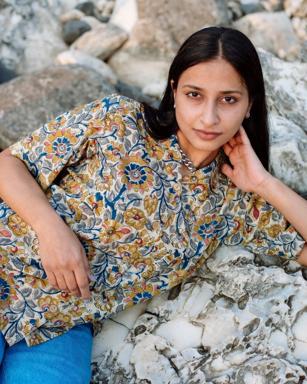 BEIGE CRAYON FLORAL BAGRU SHIRT